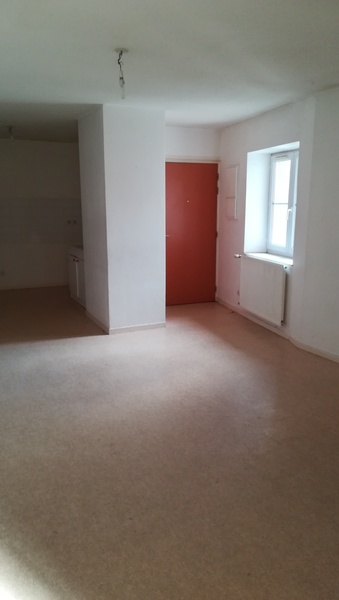 Appartement de type 3 PLACE AUX SABOTS à Langeac