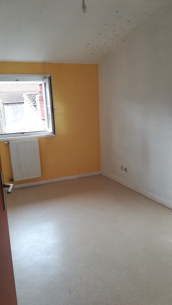 Appartement de type 3 PLACE AUX SABOTS à Langeac