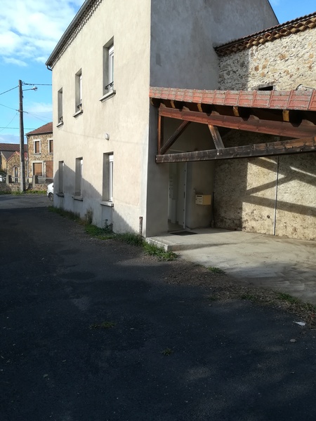 APPARTEMENT DE TYPE 1 RDC VARENNE A FERRUSSAC