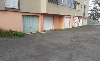 A louer grand garage route de St Flour à Brioude