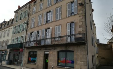 Appartement type faux 3 Place d'Espagne à Issoire